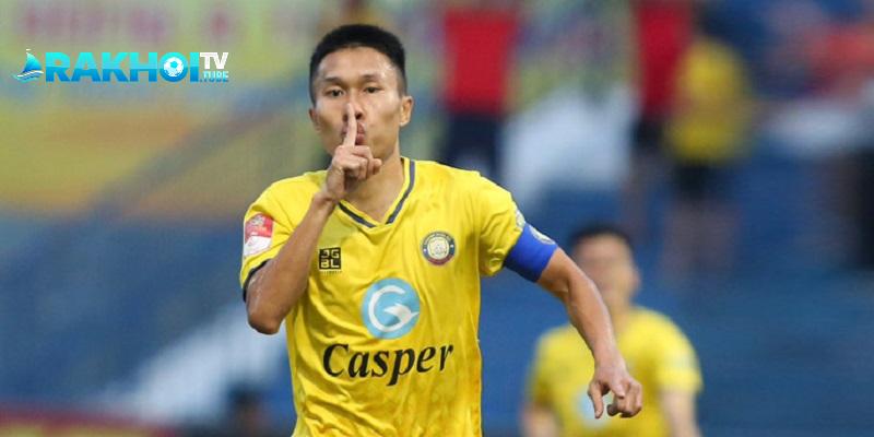 Tiền vệ gốc Hà Nội chật vật trong giai đoạn đầu sự nghiệp bóng đá